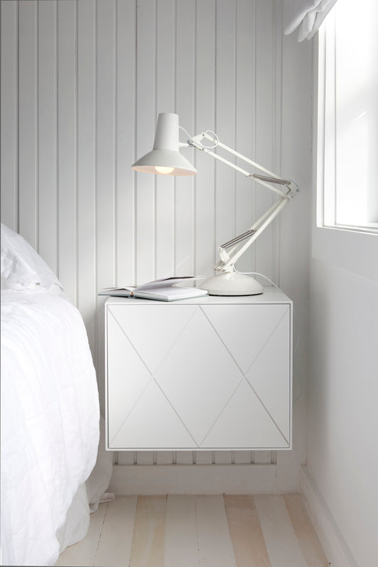 The Diamond Bedside