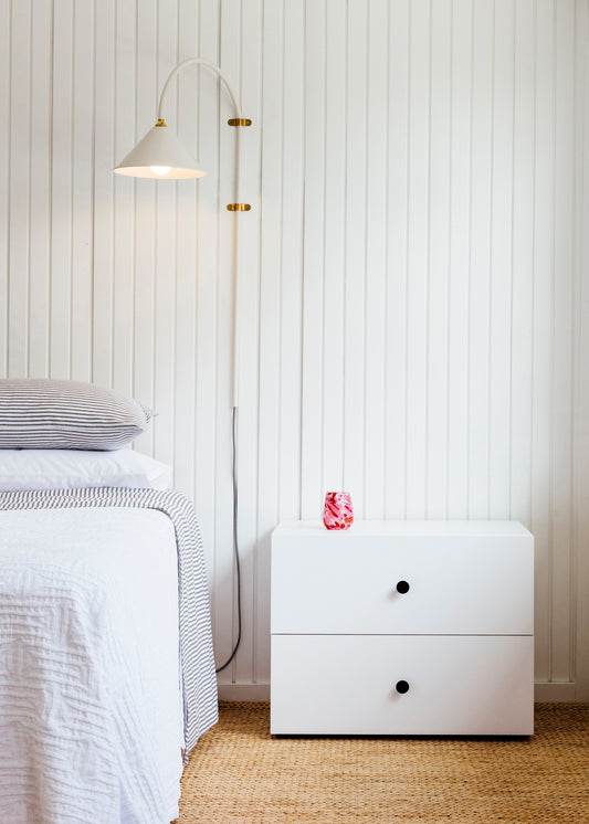 The Floor Bedside - Knobs